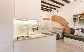 Bricks & Beams Studio In The Key Area Of Milan